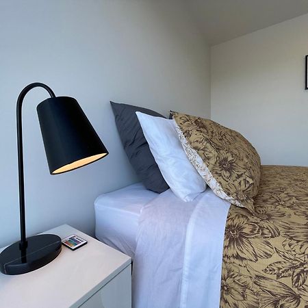 Luxury 2 Bedroom Townhouse Opposite Merivale Mall Christchurch Buitenkant foto