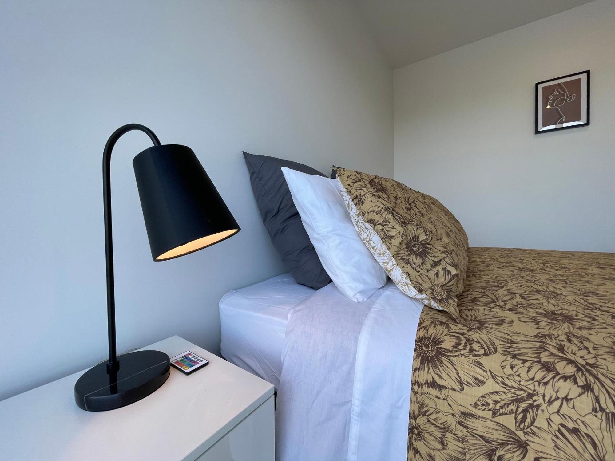 Luxury 2 Bedroom Townhouse Opposite Merivale Mall Christchurch Buitenkant foto