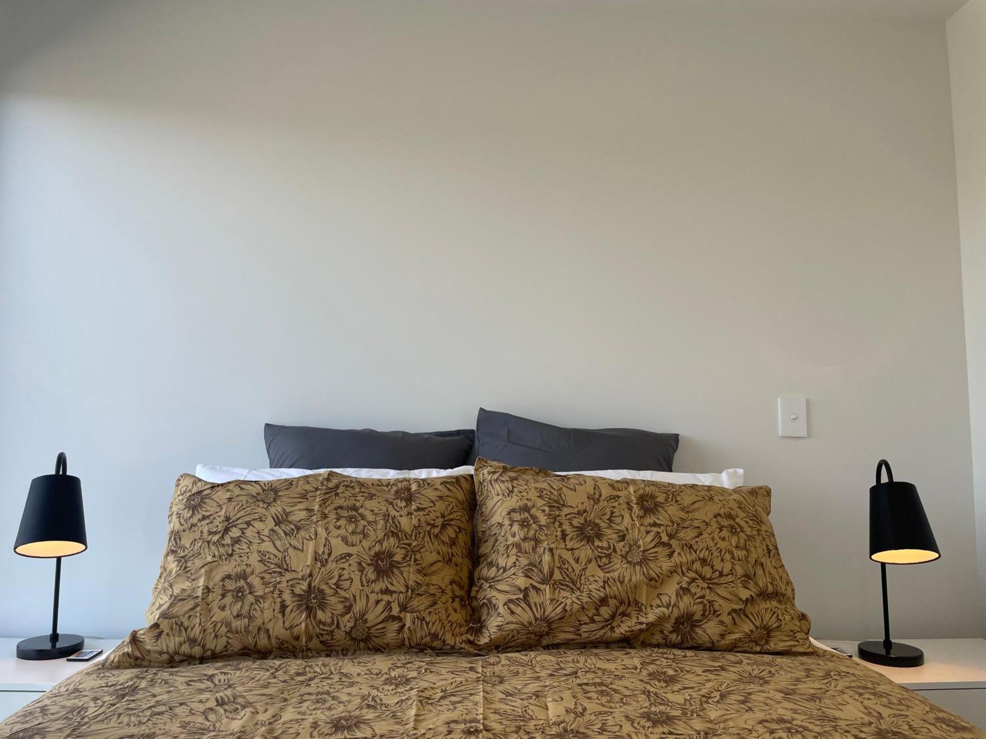 Luxury 2 Bedroom Townhouse Opposite Merivale Mall Christchurch Buitenkant foto