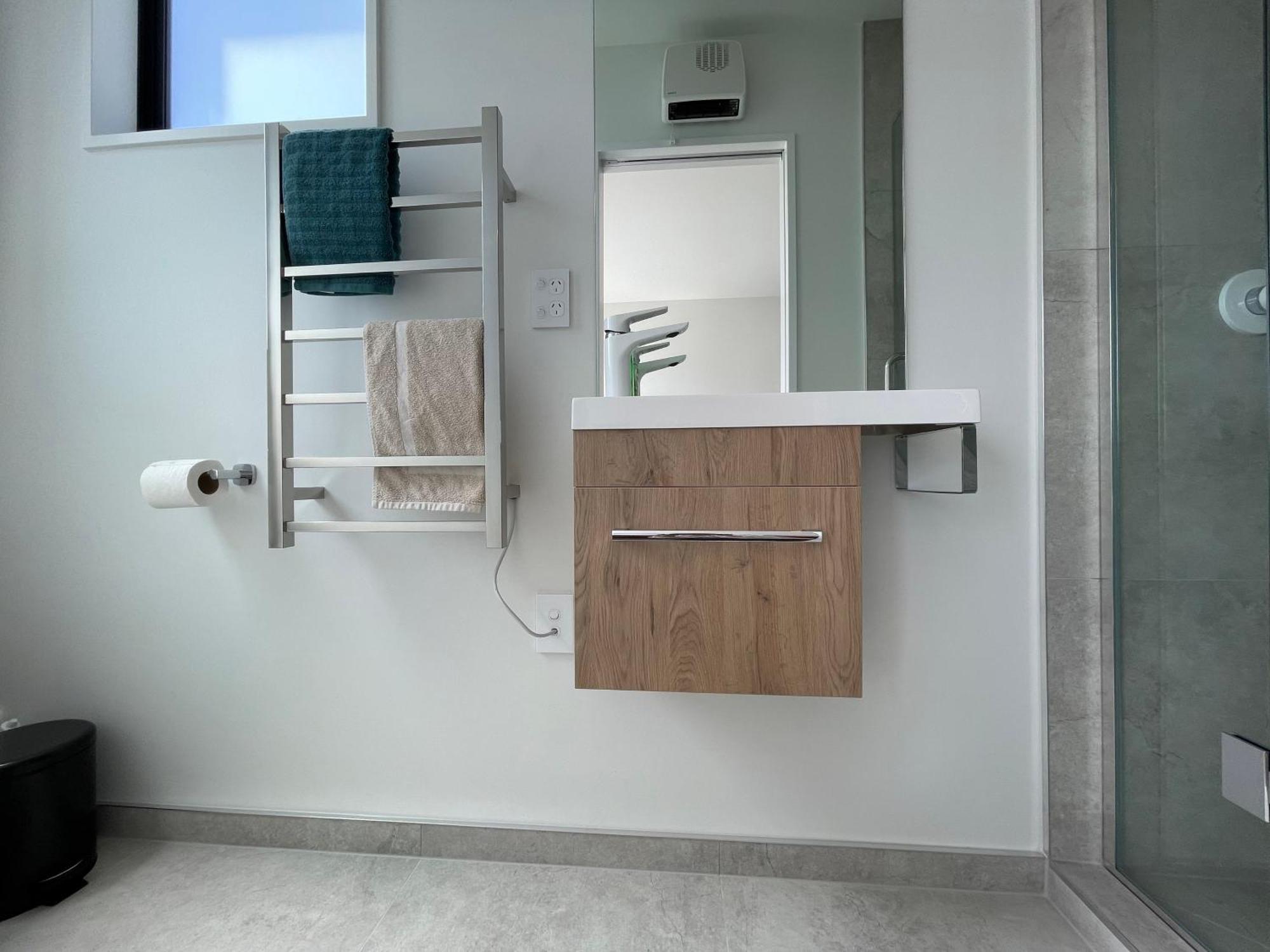 Luxury 2 Bedroom Townhouse Opposite Merivale Mall Christchurch Buitenkant foto