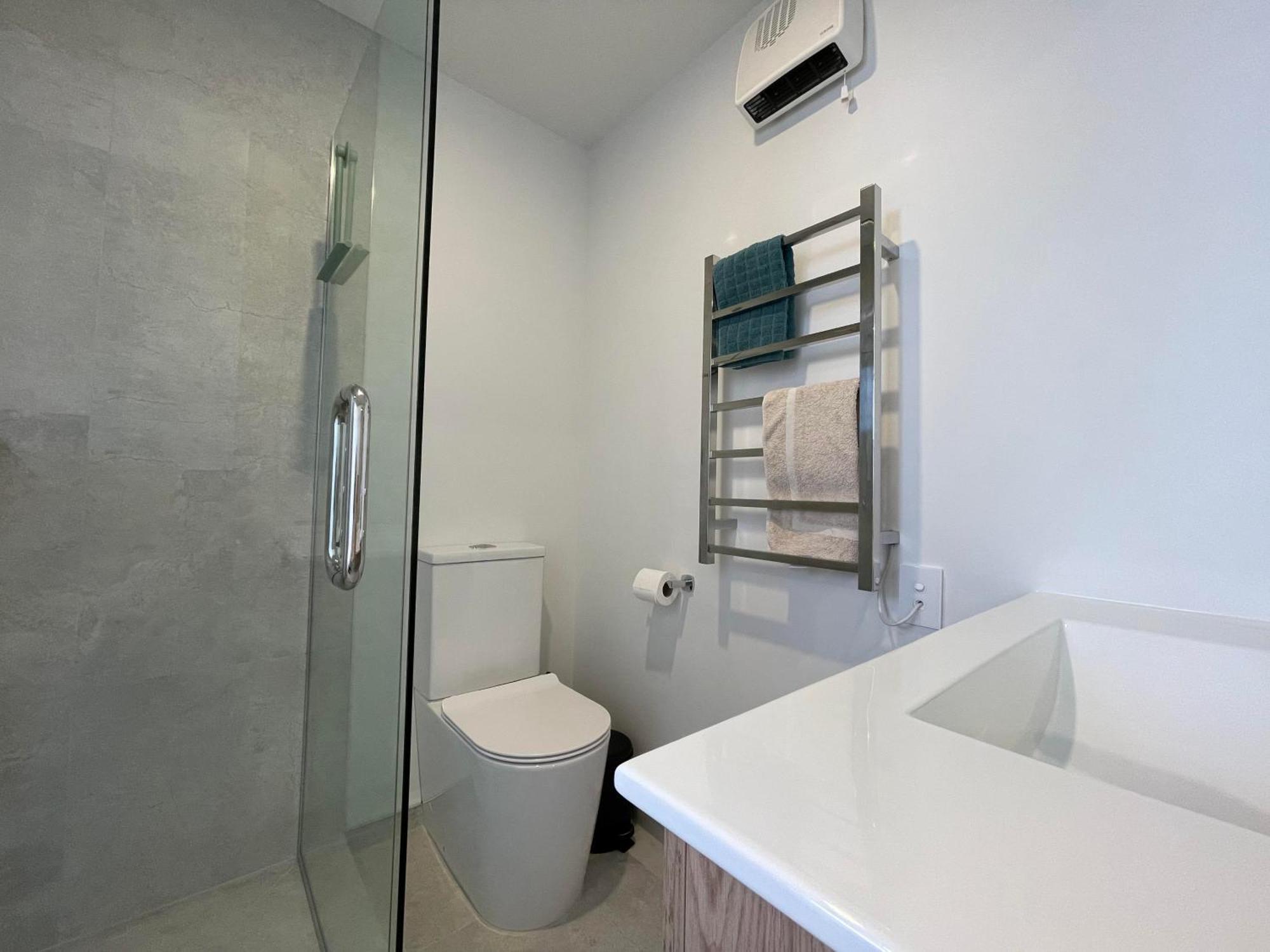 Luxury 2 Bedroom Townhouse Opposite Merivale Mall Christchurch Buitenkant foto