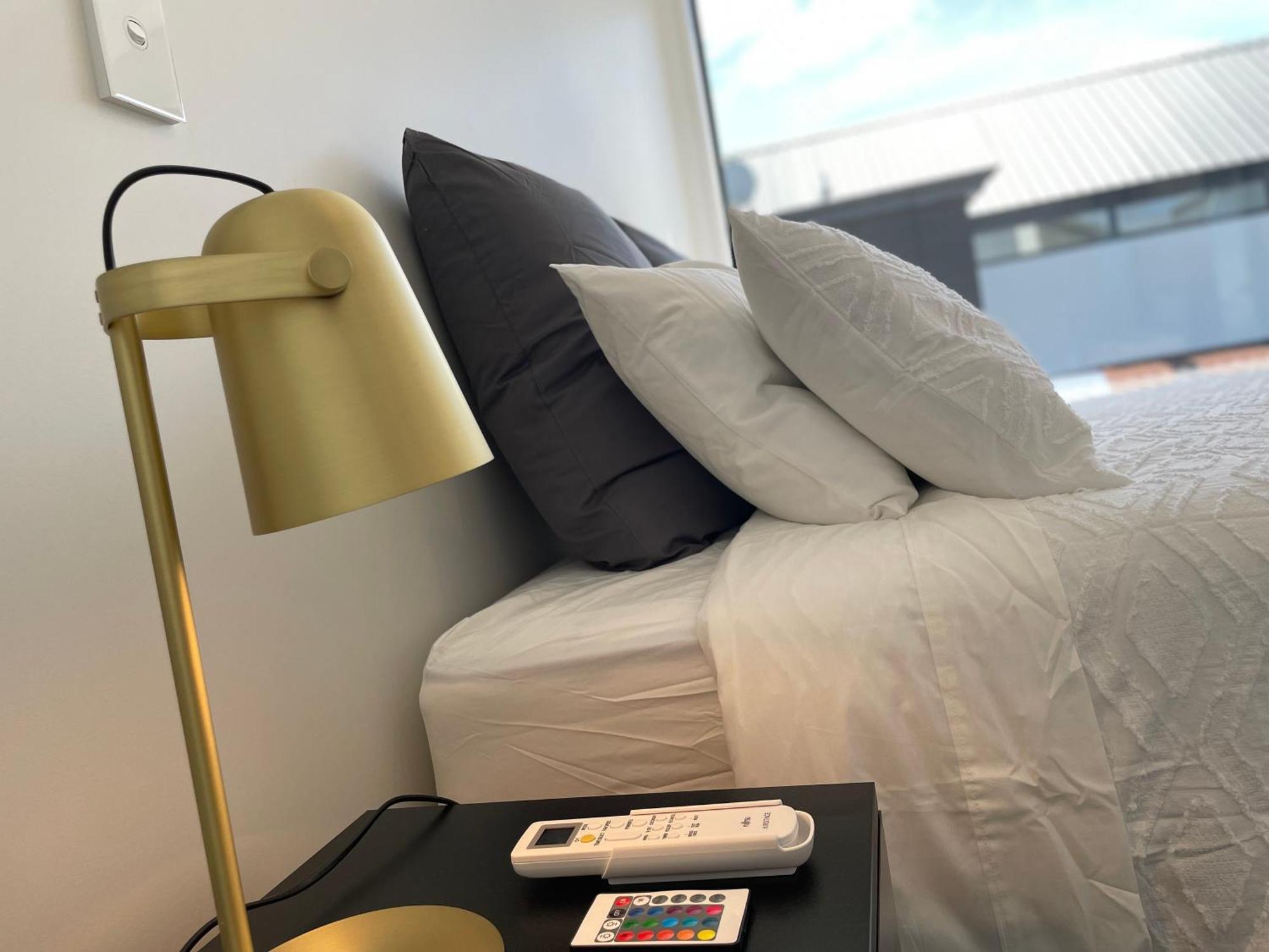 Luxury 2 Bedroom Townhouse Opposite Merivale Mall Christchurch Buitenkant foto