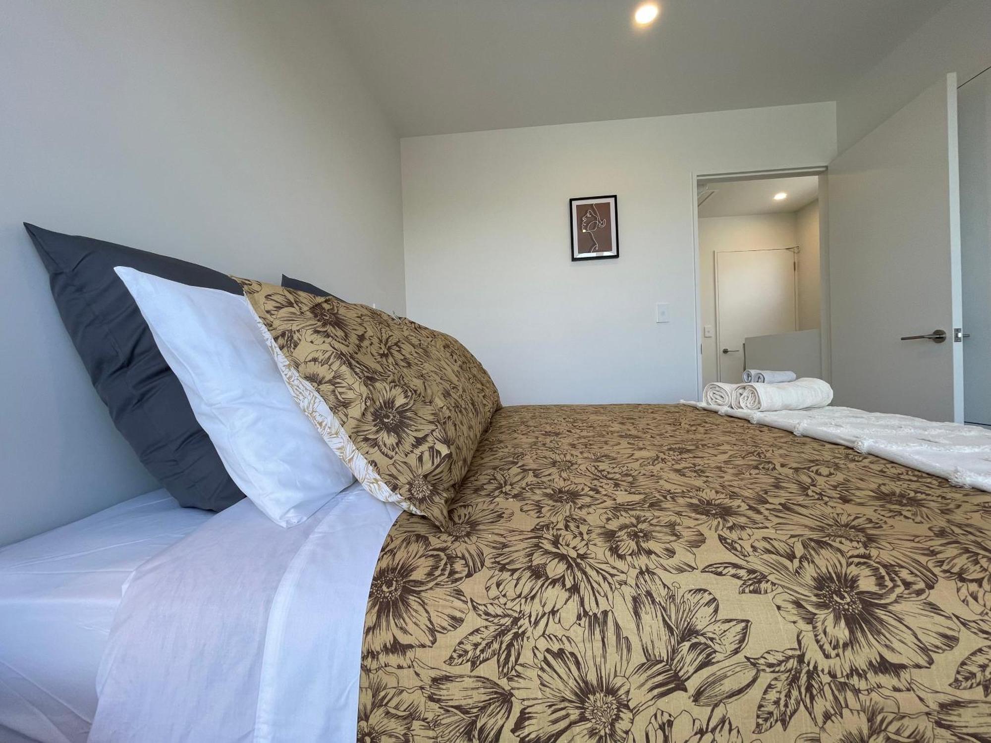 Luxury 2 Bedroom Townhouse Opposite Merivale Mall Christchurch Buitenkant foto
