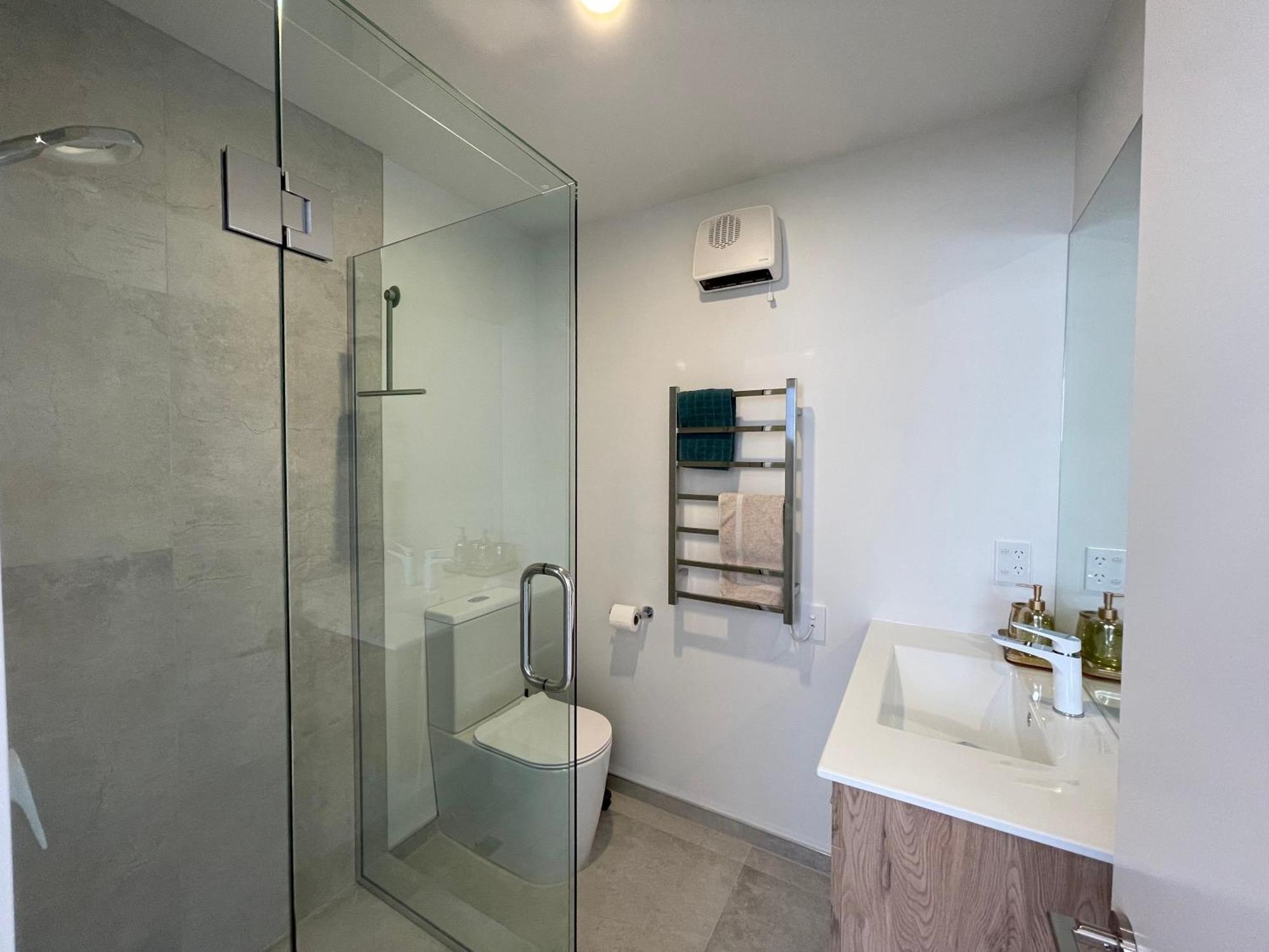 Luxury 2 Bedroom Townhouse Opposite Merivale Mall Christchurch Buitenkant foto